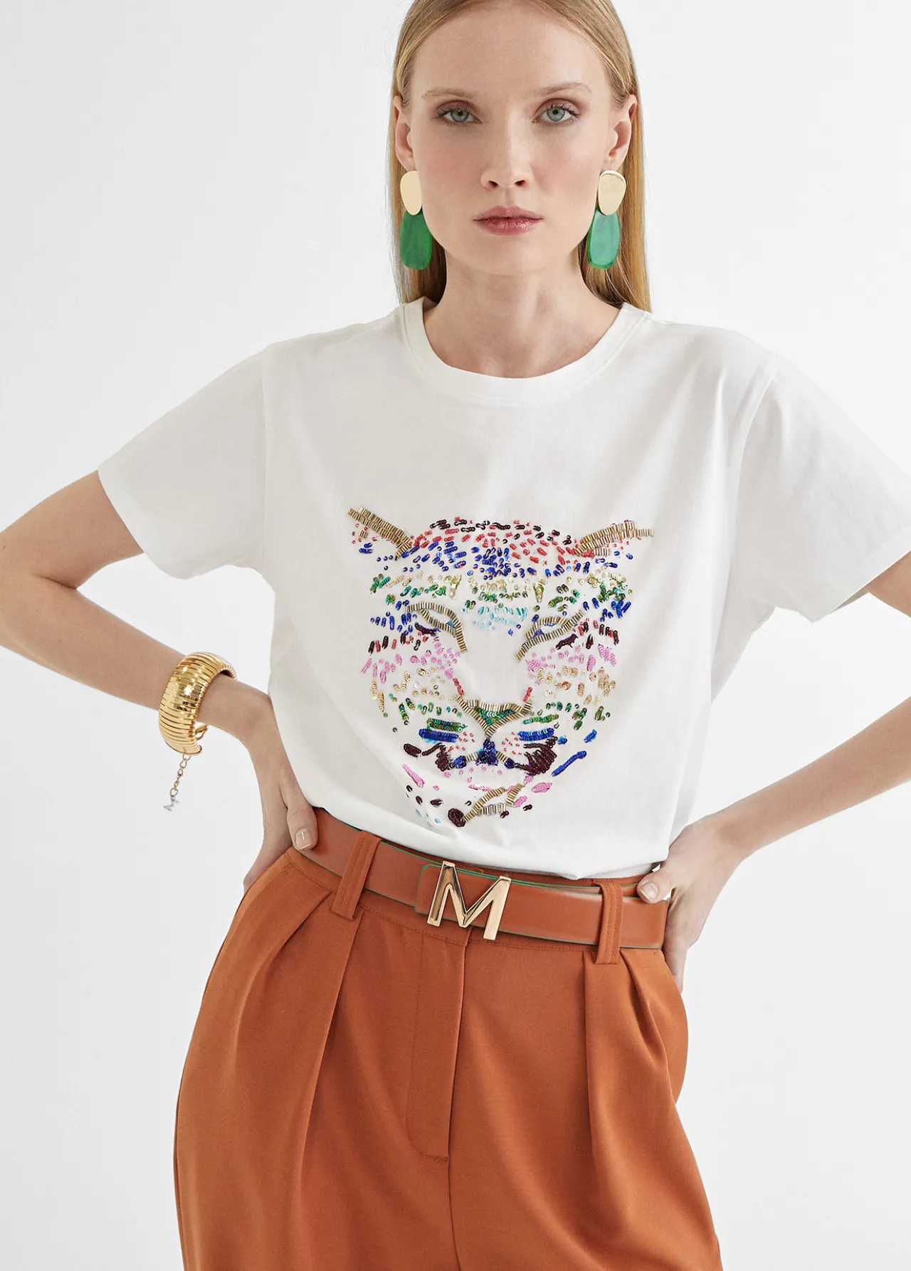 camiseta_tigre_bordado_1.webp Lola Casademunt Camisetas Y Tops<Camiseta tigre bordado BLANCO-ROSA