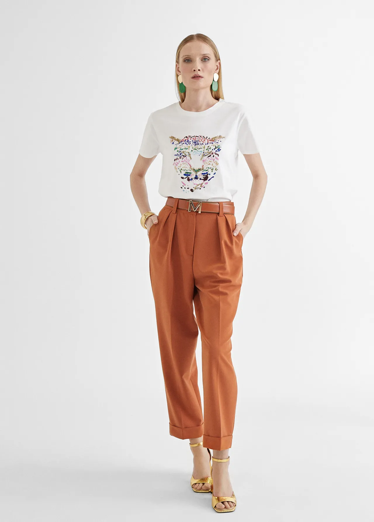 camiseta_tigre_bordado_2.webp Lola Casademunt Camisetas Y Tops<Camiseta tigre bordado BLANCO-ROSA