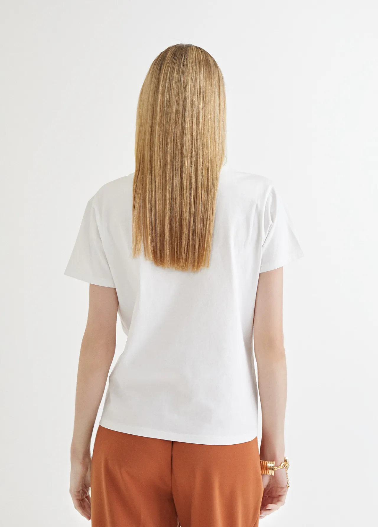 camiseta_tigre_bordado_4.webp Lola Casademunt Camisetas Y Tops<Camiseta tigre bordado BLANCO-ROSA
