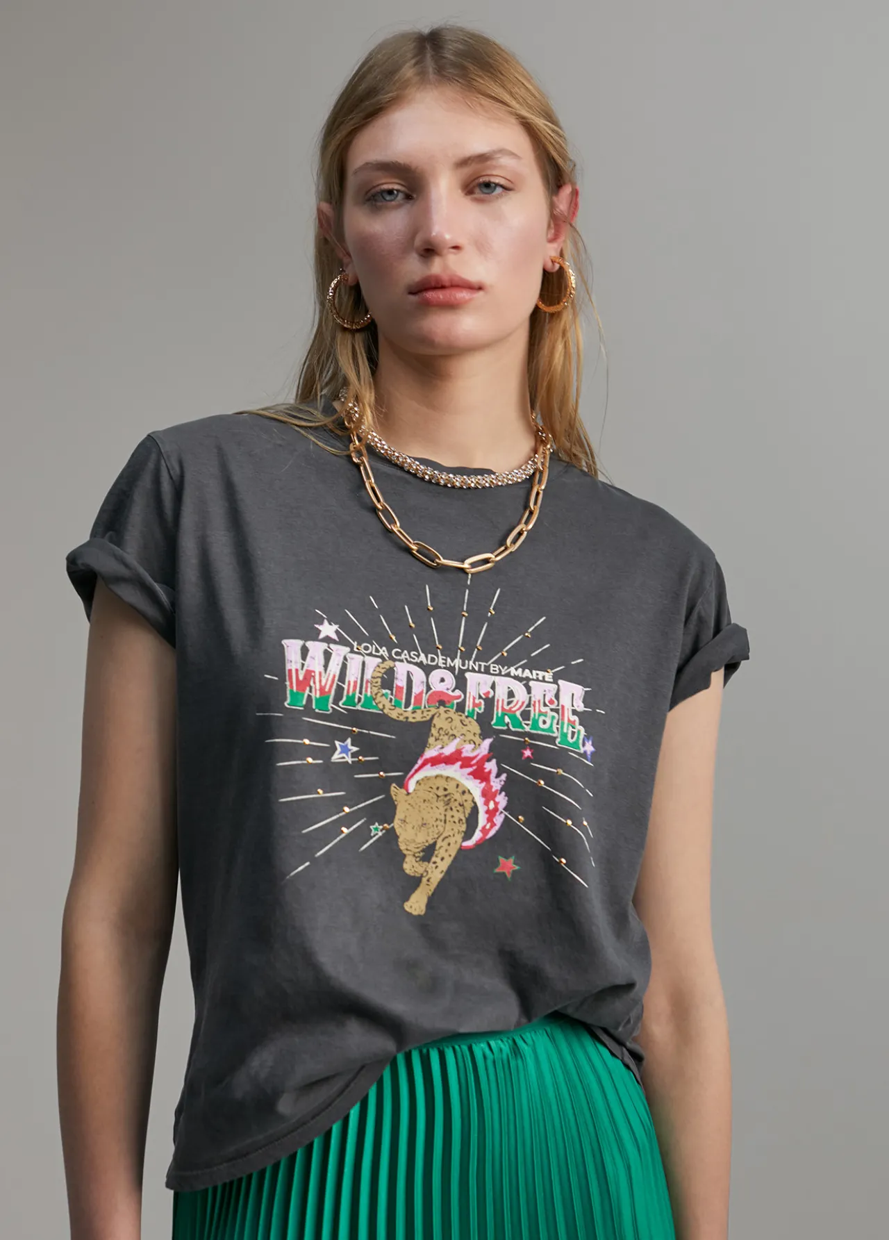 camiseta_tigre_desgastada_0.webp Lola Casademunt Camisetas Y Tops<Camiseta tigre desgastada GRISOSCURO