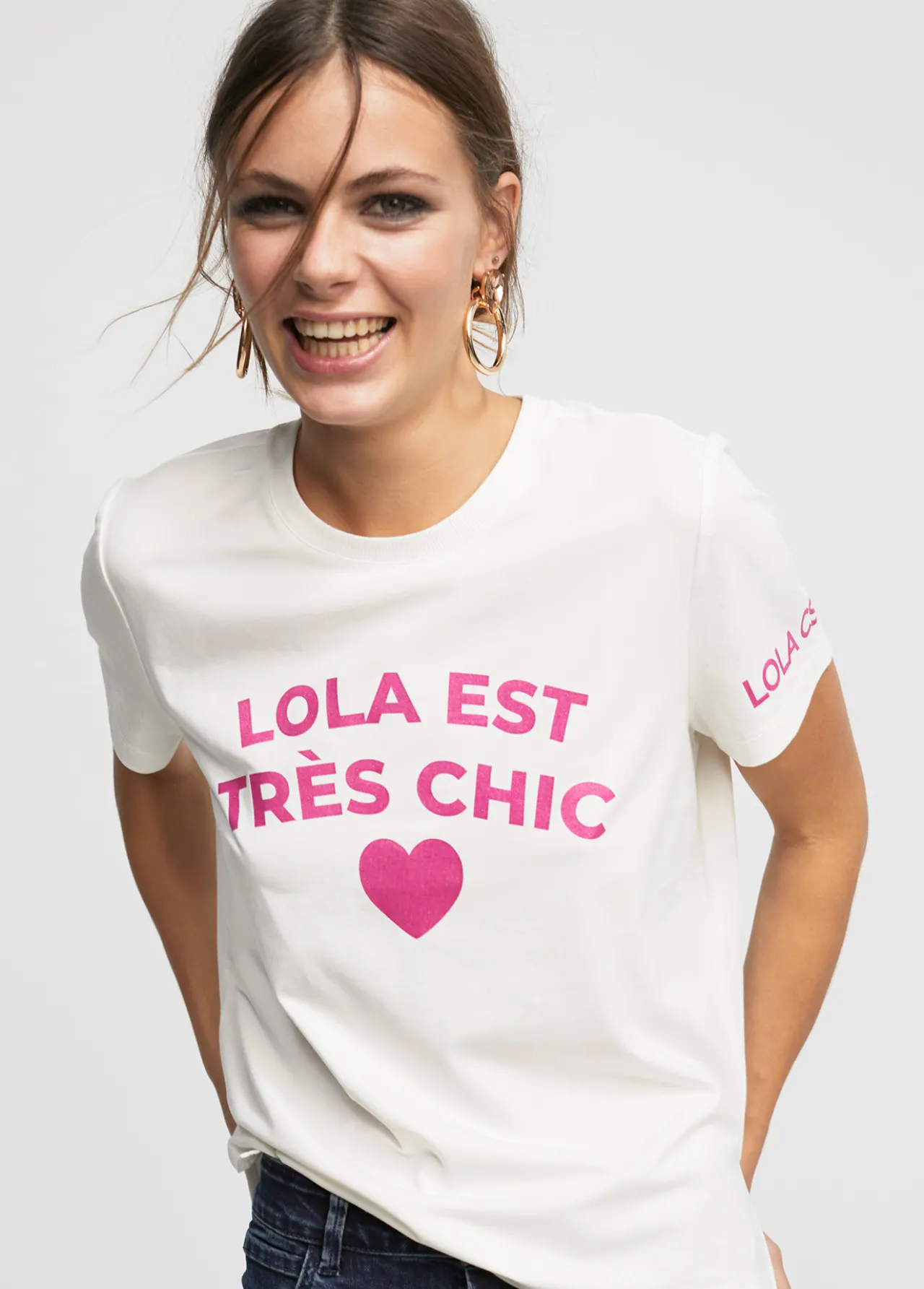 camiseta_trs_chic_0.webp Lola Casademunt Camisetas Y Tops<Camiseta Très Chic BLANCO