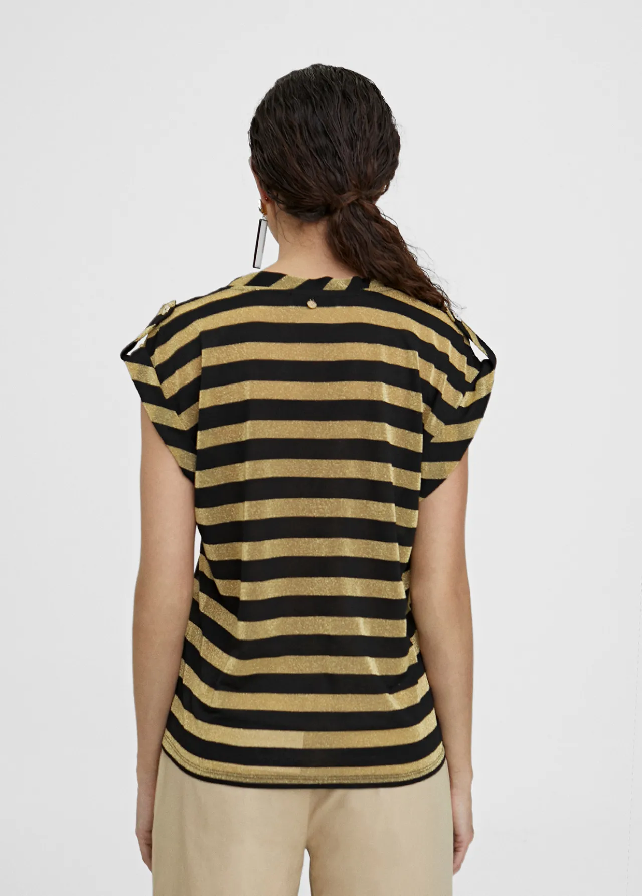 camisetea_rayas_lurex_6.webp Lola Casademunt Camisetas Y Tops<Camisetea rayas lurex METAL-NEGRO