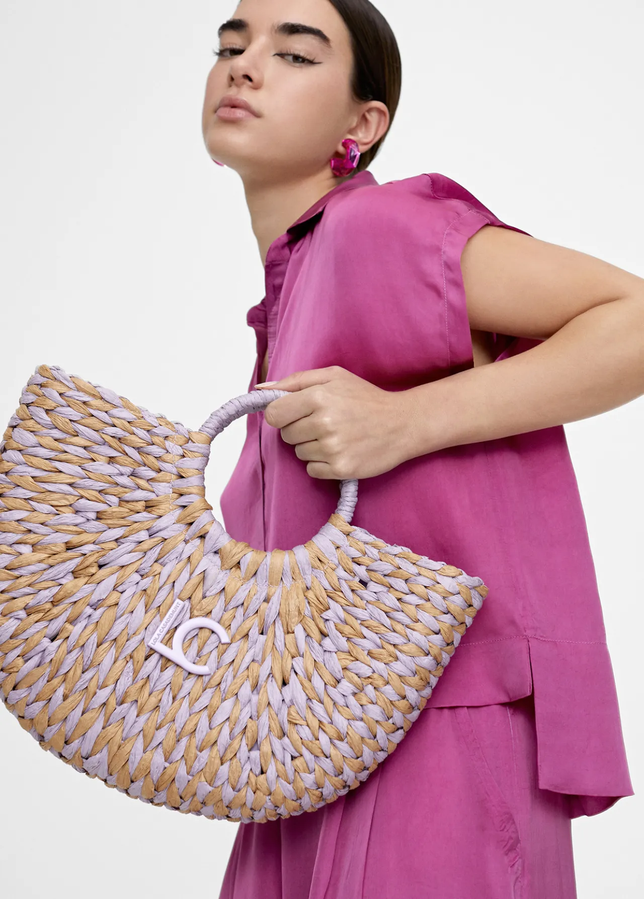 cesto_efecto_rfia_1-1.webp Lola Casademunt Bolsos | Baño<Cesto efecto ráfia MARRON-NEGRO