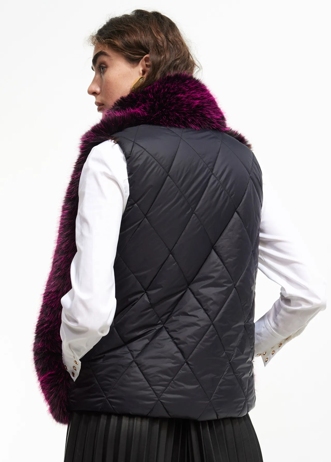 chaleco_de_pelo_6.webp Lola Casademunt Chalecos<Chaleco de pelo ROSA