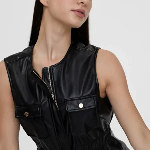 Lola Casademunt Chalecos<Chaleco efecto piel NEGRO