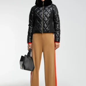 Lola Casademunt Abrigos Y Cazadoras | Chaquetas Y Gabardinas<Chaqueta acolchada NEGRO