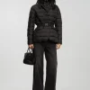 Lola Casademunt Abrigos Y Cazadoras | Chaquetas Y Gabardinas<Chaqueta acolchada con cinturón NEGRO
