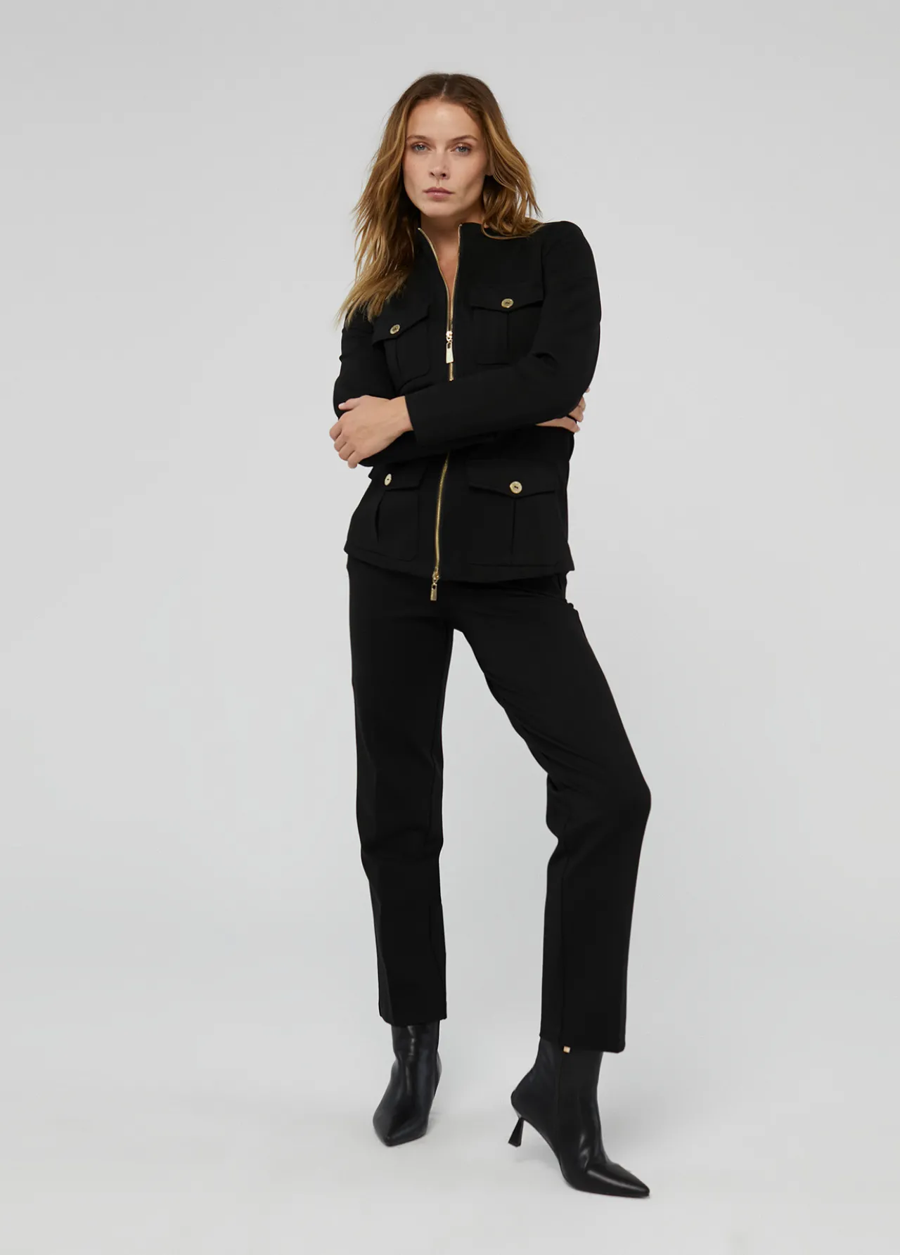chaqueta_con_cremallera_0.webp Lola Casademunt Americanas Y Blazers<Chaqueta con cremallera KAKI