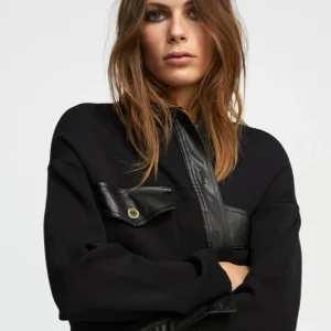 Lola Casademunt Chaquetas Y Gabardinas<Chaqueta corta de punto NEGRO