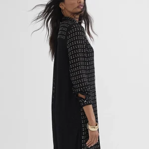 Lola Casademunt Camisas Y Blusas | Chaquetas Y Gabardinas<Chaqueta larga con piezas metálicas NEGRO