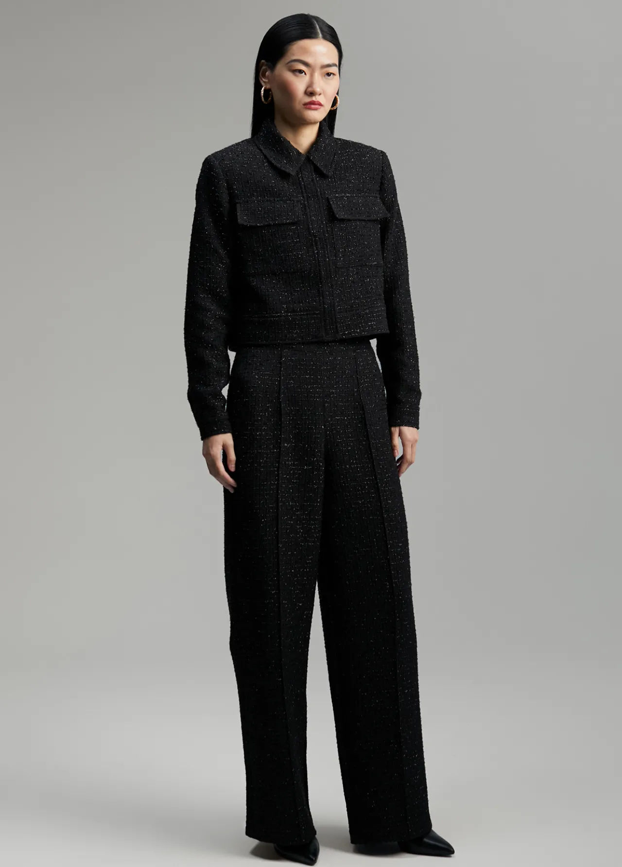 chaqueta_tweed_cropped_1.webp Lola Casademunt Chaquetas Y Gabardinas | Americanas Y Blazers<Chaqueta tweed cropped NEGRO