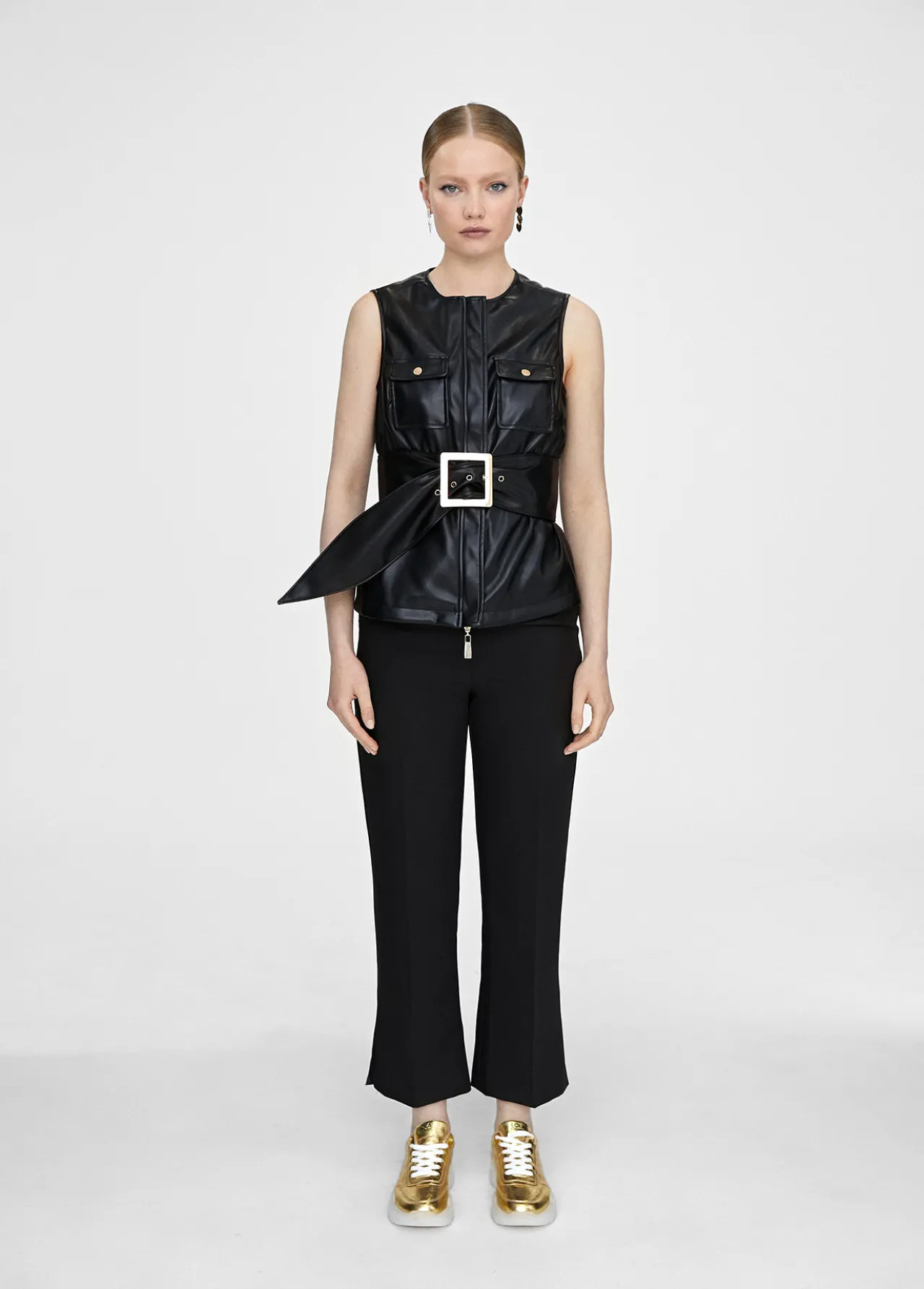 cinturn_ancho_con_maxi_hebilla_2.webp Lola Casademunt Accesorios<Cinturón ancho con maxi hebilla NEGRO