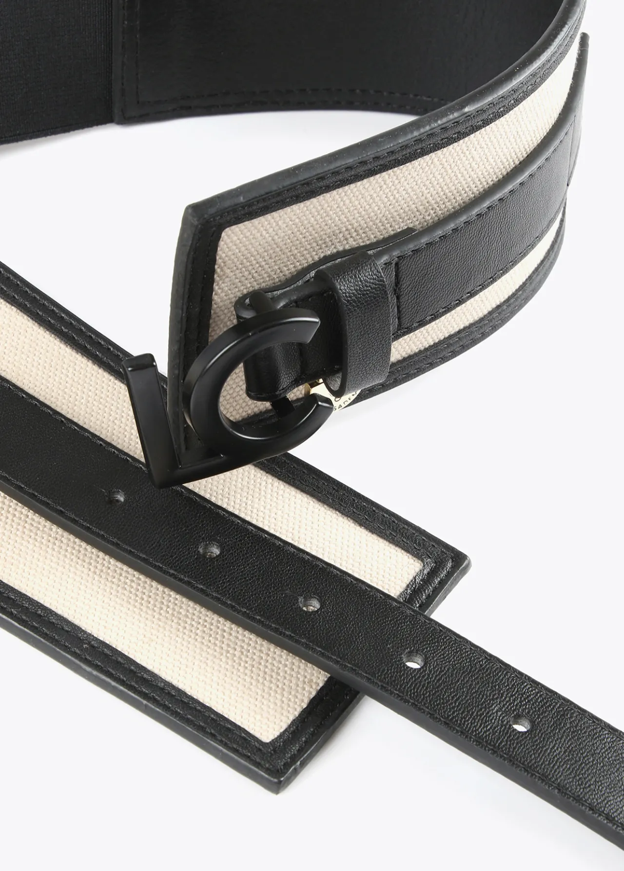 cinturn_fajn_4.webp Lola Casademunt Accesorios<Cinturón fajín CRUDO