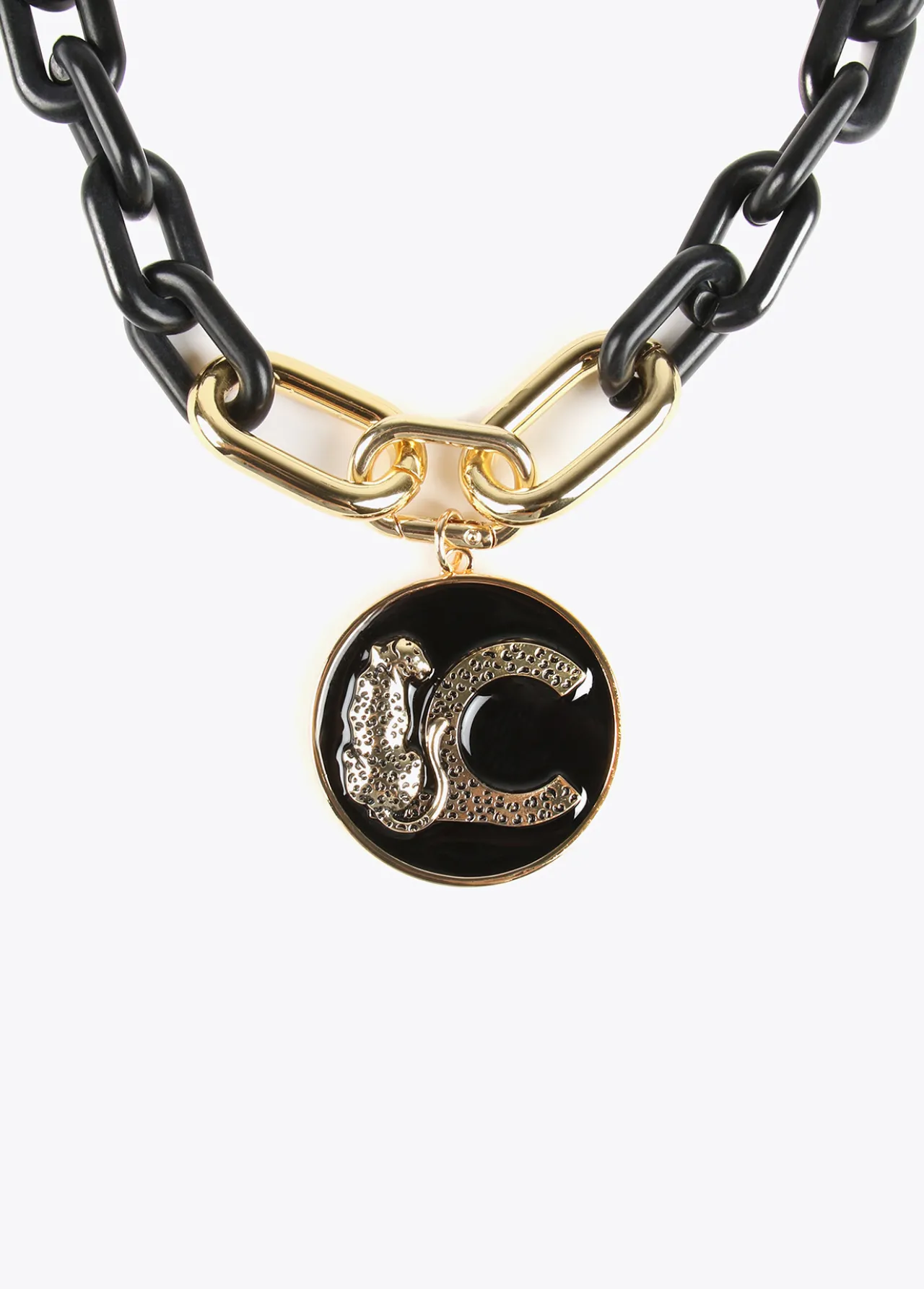 collar_con_medalln_2.webp Lola Casademunt Collares<Collar con medallón METAL-NEGRO