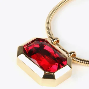 Lola Casademunt Bisuteria<Collar dorado con colgante ROJO