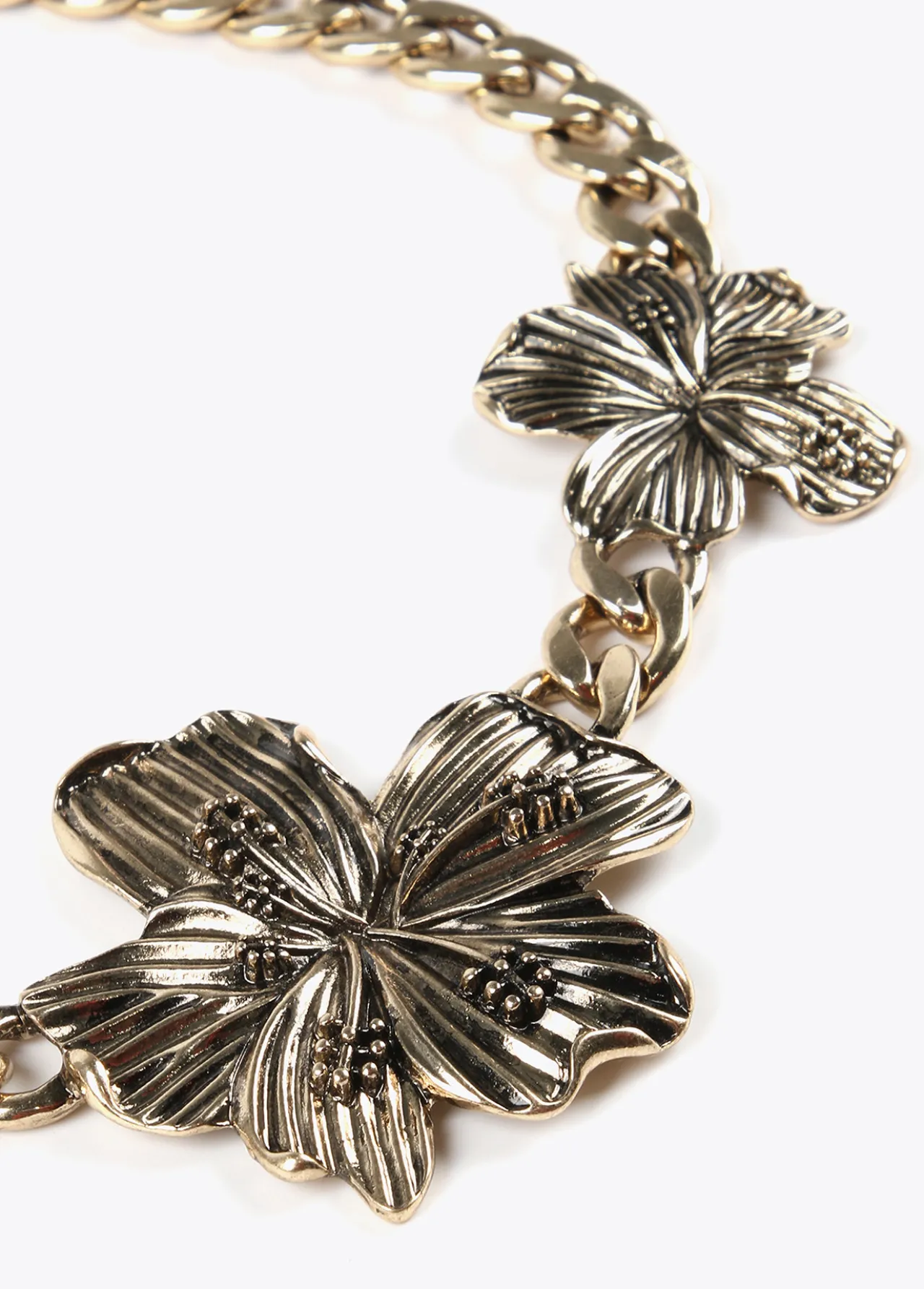 collar_dorado_con_flores_2.webp Lola Casademunt Bisuteria<Collar con flores DORADO