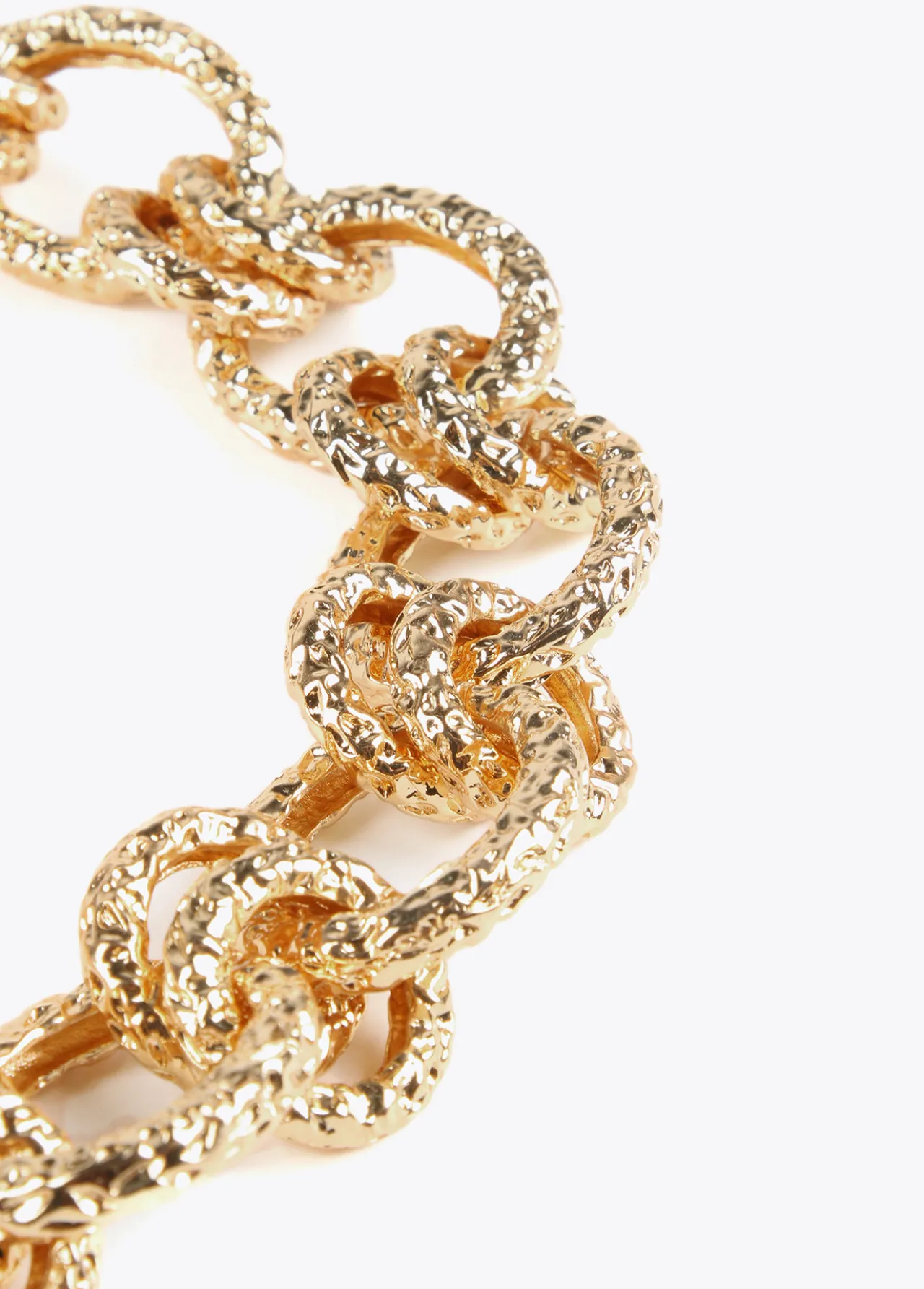 collar_gargantilla_dorada_con_textura_4.webp Lola Casademunt Collares<Collar gargantilla dorada con textura DORADO