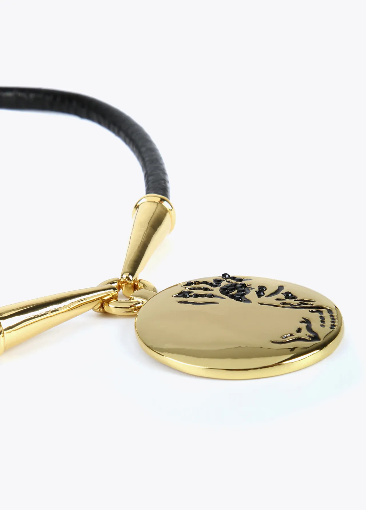 collar_gargantilla_medalla_2.webp Lola Casademunt Collares<Collar gargantilla medalla METAL-NEGRO