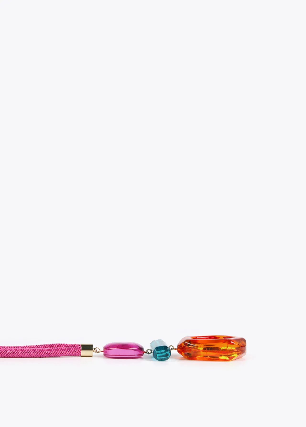 collar_maxi_piezas_de_colores_4-1.webp Lola Casademunt Bisuteria<Collar maxi piezas de colores FUCSIA