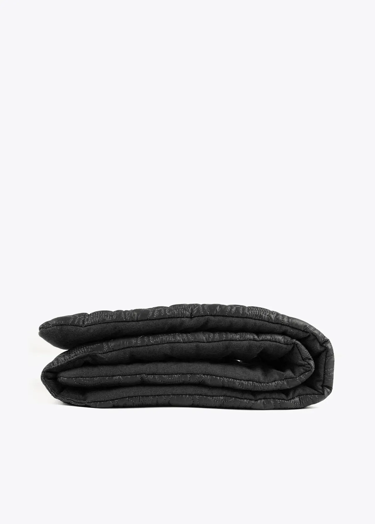 cuello_acolchado_5-1.webp Lola Casademunt Bufandas Y Pañuelos<Cuello acolchado NEGRO
