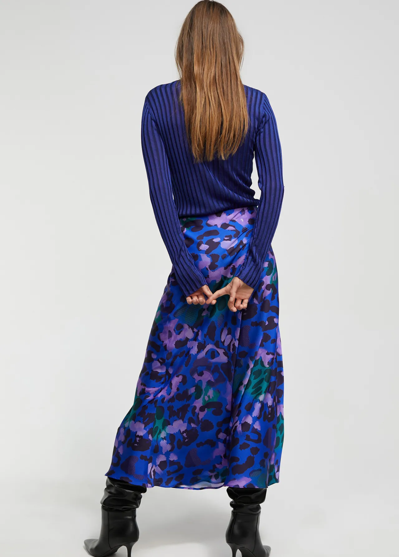 falda_animal_print_1.webp Lola Casademunt Animal Print | Vestidos Y Faldas<Falda animal print AZUL-NEGRO