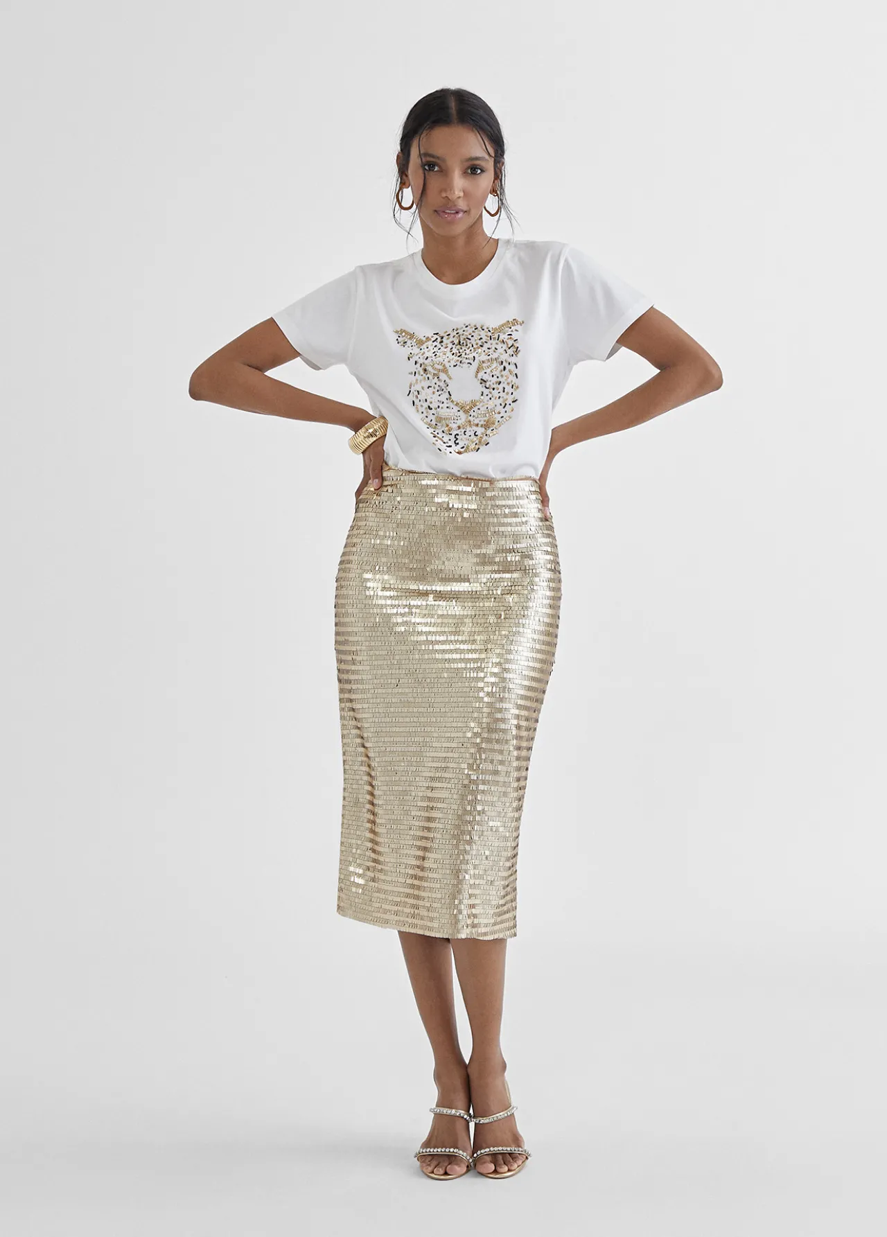 falda_lpiz_metalizada_0.webp Lola Casademunt Vestidos Y Faldas<Falda lápiz metalizada DORADO