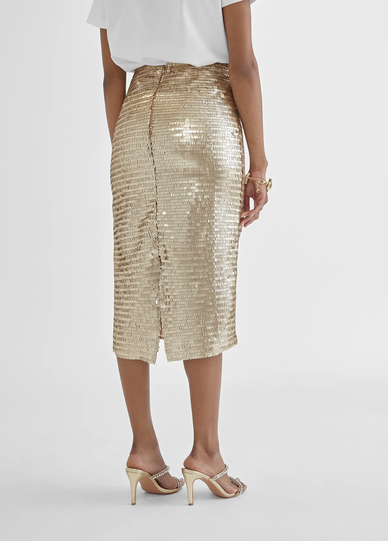 falda_lpiz_metalizada_3.webp Lola Casademunt Vestidos Y Faldas<Falda lápiz metalizada DORADO