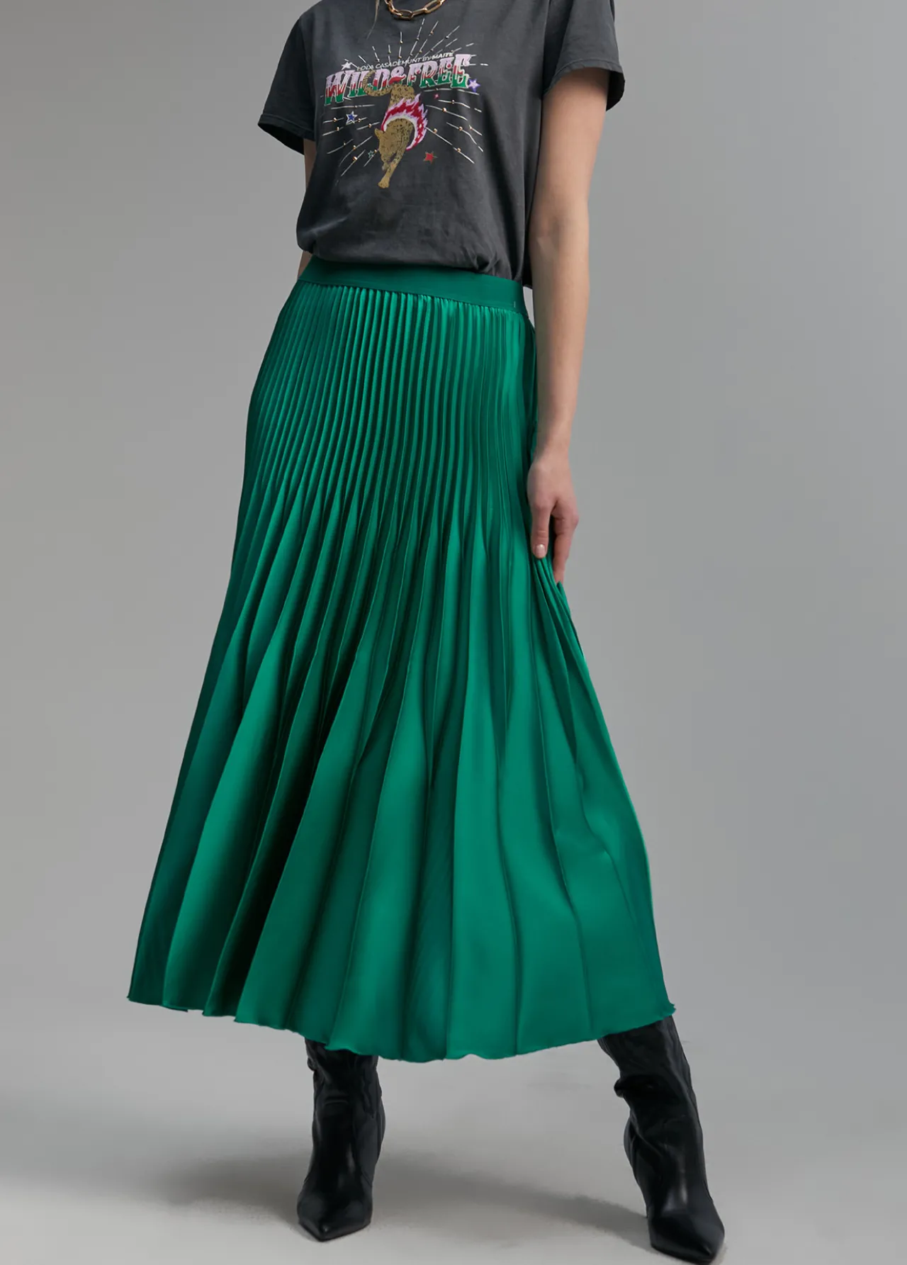 falda_plisada_3.webp Lola Casademunt Vestidos Y Faldas<Falda plisada AZULELECTRICO