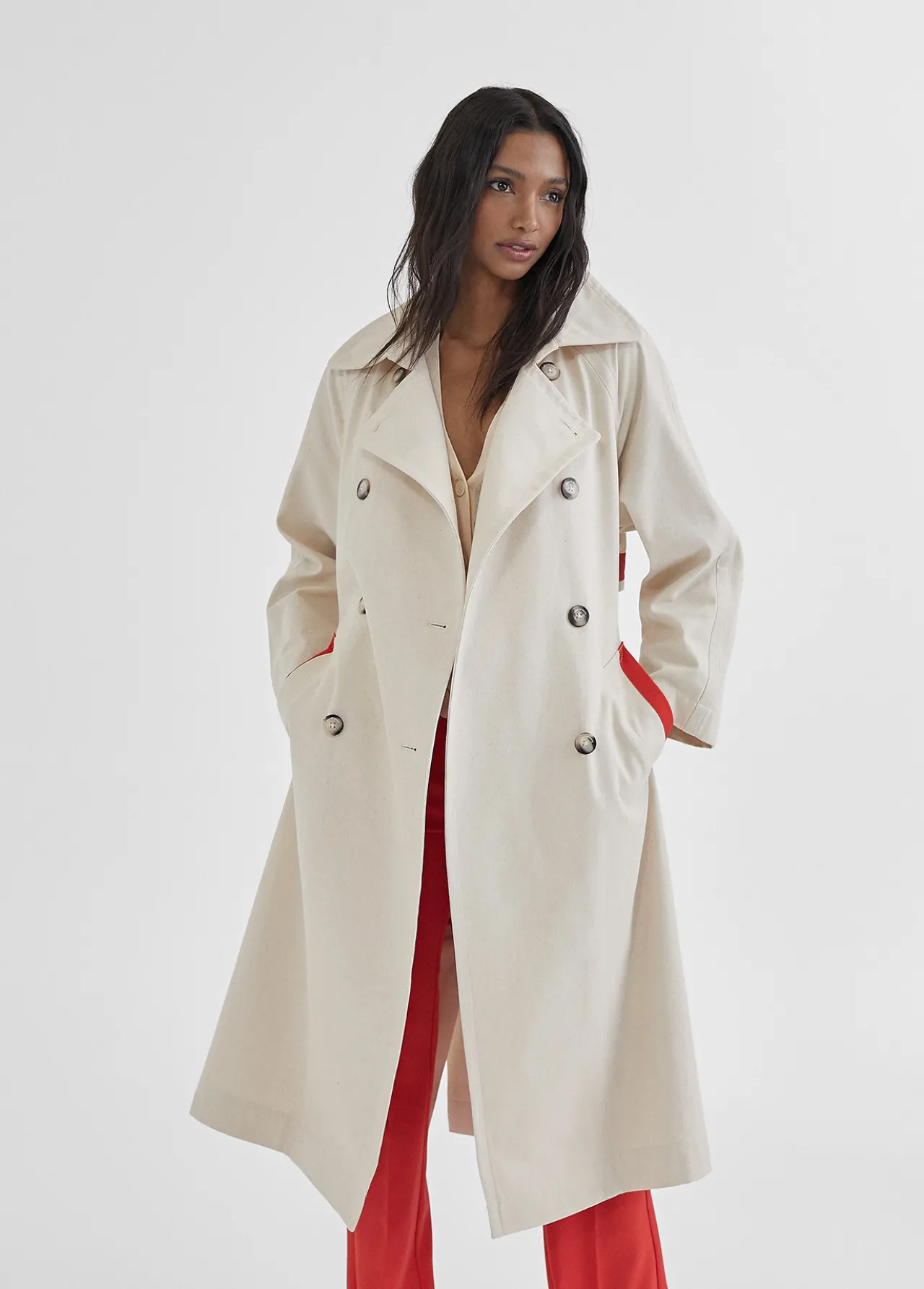 gabardina_color_6.webp Lola Casademunt Chaquetas Y Gabardinas<Gabardina color CRUDO