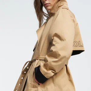 Lola Casademunt Chaquetas Y Gabardinas<Gabardina detalle logo CAMEL