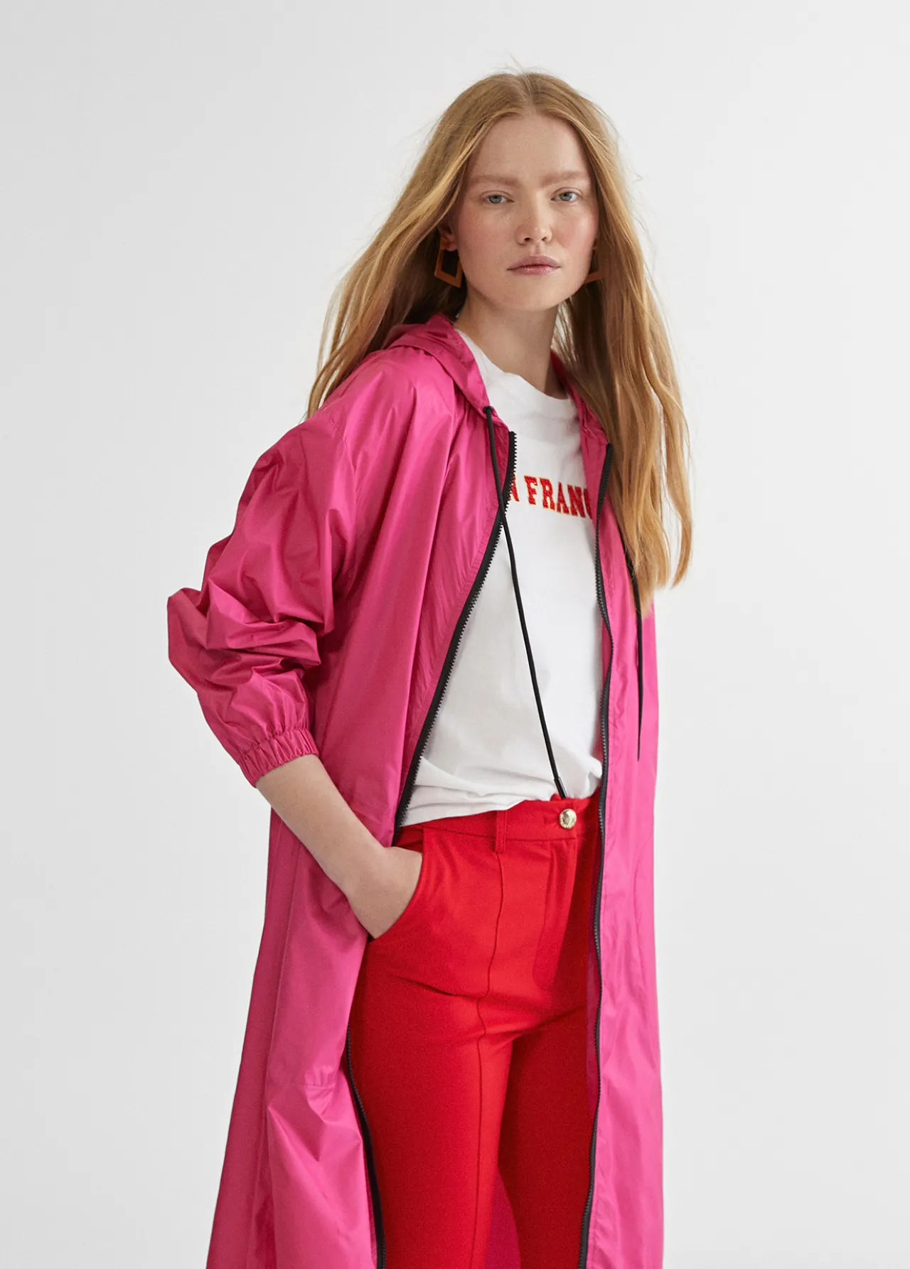 gabardina_raincoat_5.webp Lola Casademunt Chaquetas Y Gabardinas<Gabardina raincoat FUCSIA