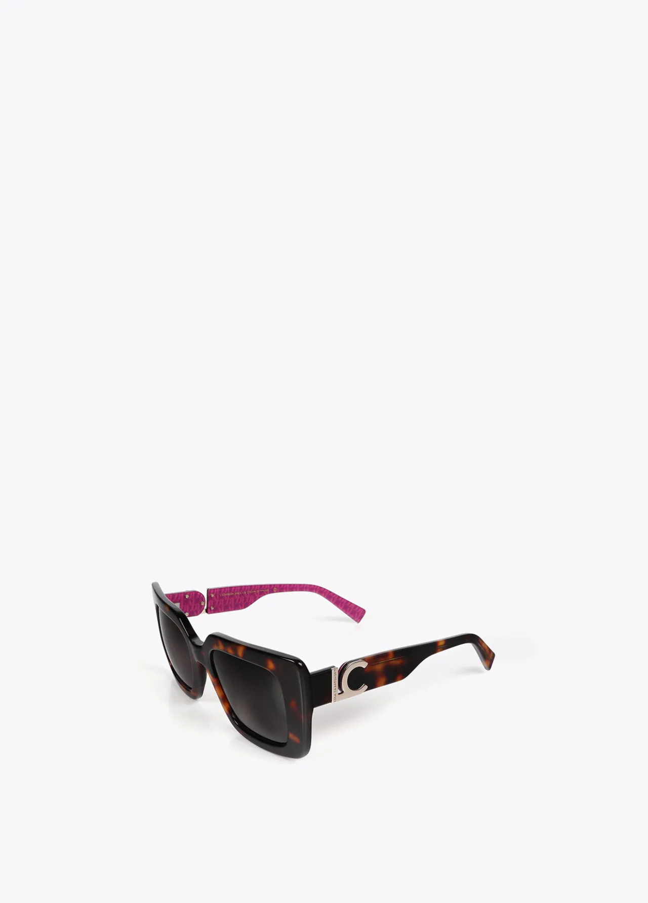 gafas_de_sol_fabricadas_en_acetato_con_forma_cuadrada_varillas_personalizadas_2-1.webp Lola Casademunt Gafas<Gafas de sol fabricadas en acetato con forma cuadrada. Varillas personalizadas. NEGRO-MARRON