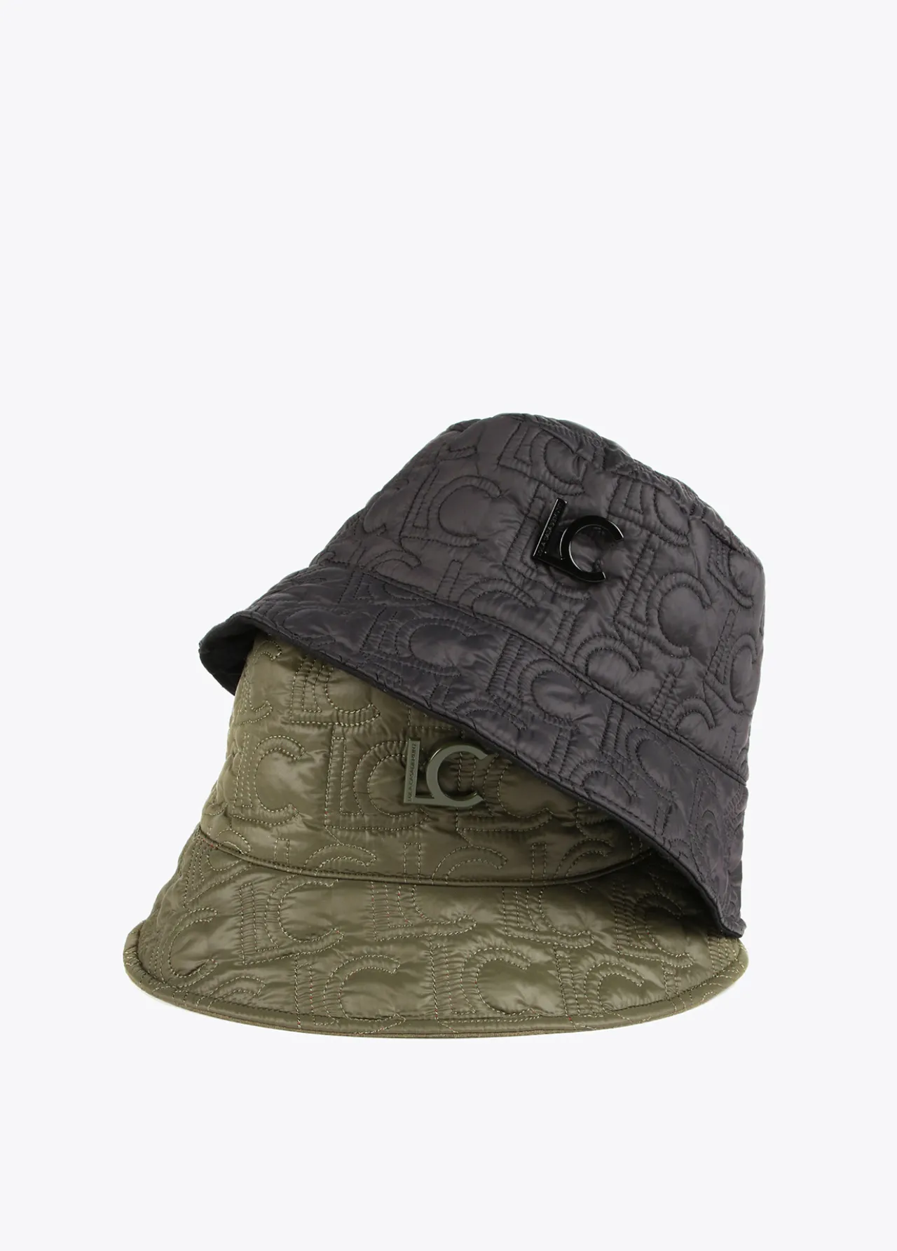 gorro_tipo_bucket_acolchado_4-4.webp Lola Casademunt Gorros Sombreros Y Guantes<Gorro tipo bucket acolchado NEGRO