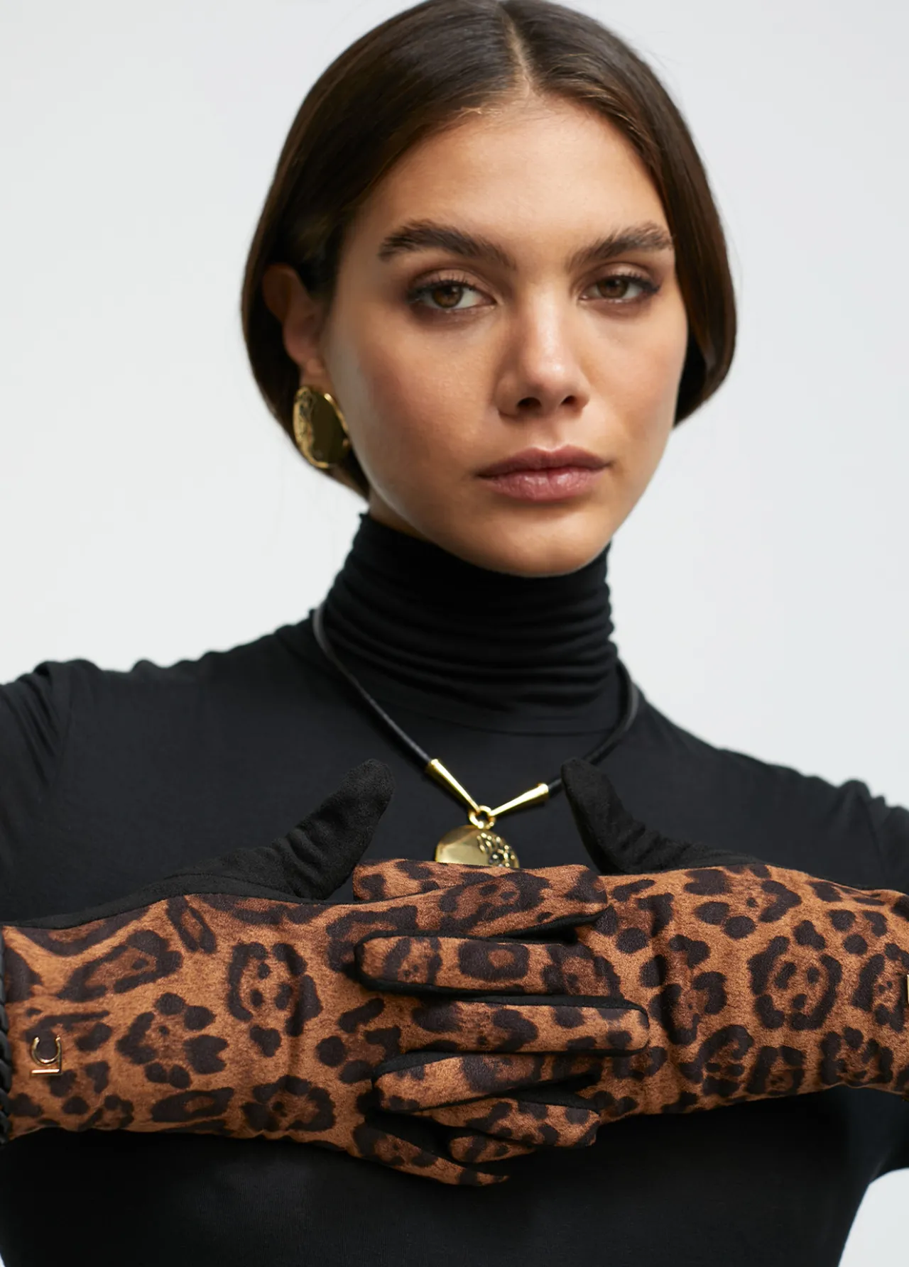guantes_animal_print_6.webp Lola Casademunt Animal Print | Gorros Sombreros Y Guantes<Guantes animal print MARRON-NEGRO