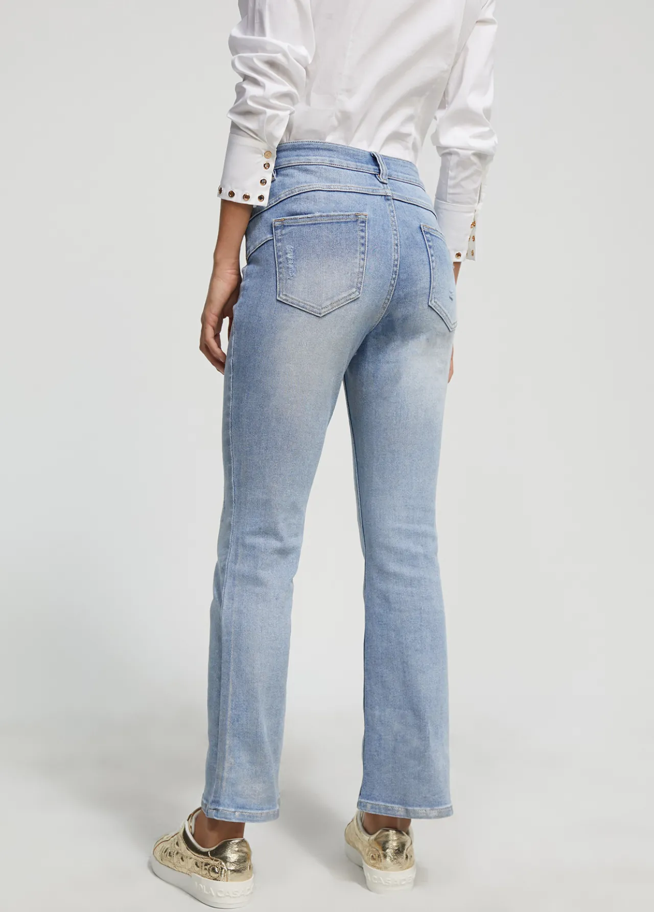 jeans_efecto_tornasolado_5.webp Lola Casademunt Pantalones<Jeans efecto tornasolado TEJANOBLEACH