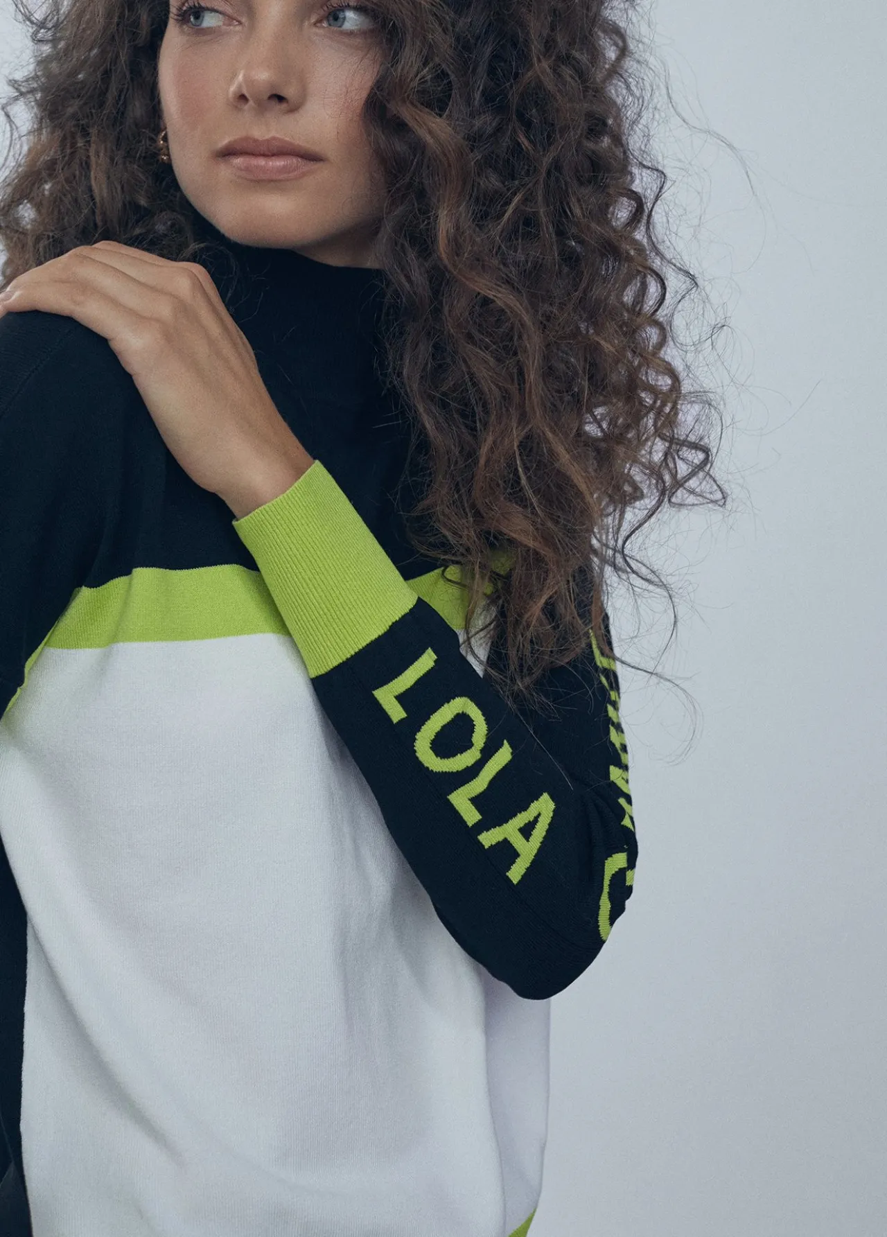 jersey_bicolor__coleccin_lola__lola_casademunt_1.webp Lola Casademunt Punto<Jersey bicolor | COLECCIÓN LOLA | Lola Casademunt LIMA