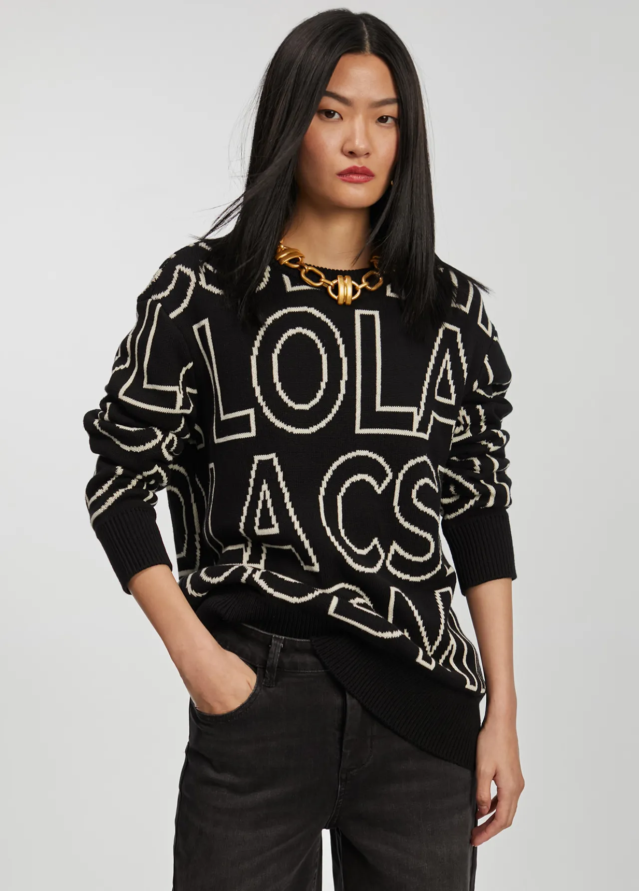 jersey_de_punto_letras_0.webp Lola Casademunt Punto<Jersey de punto letras NEGRO-BLANCO