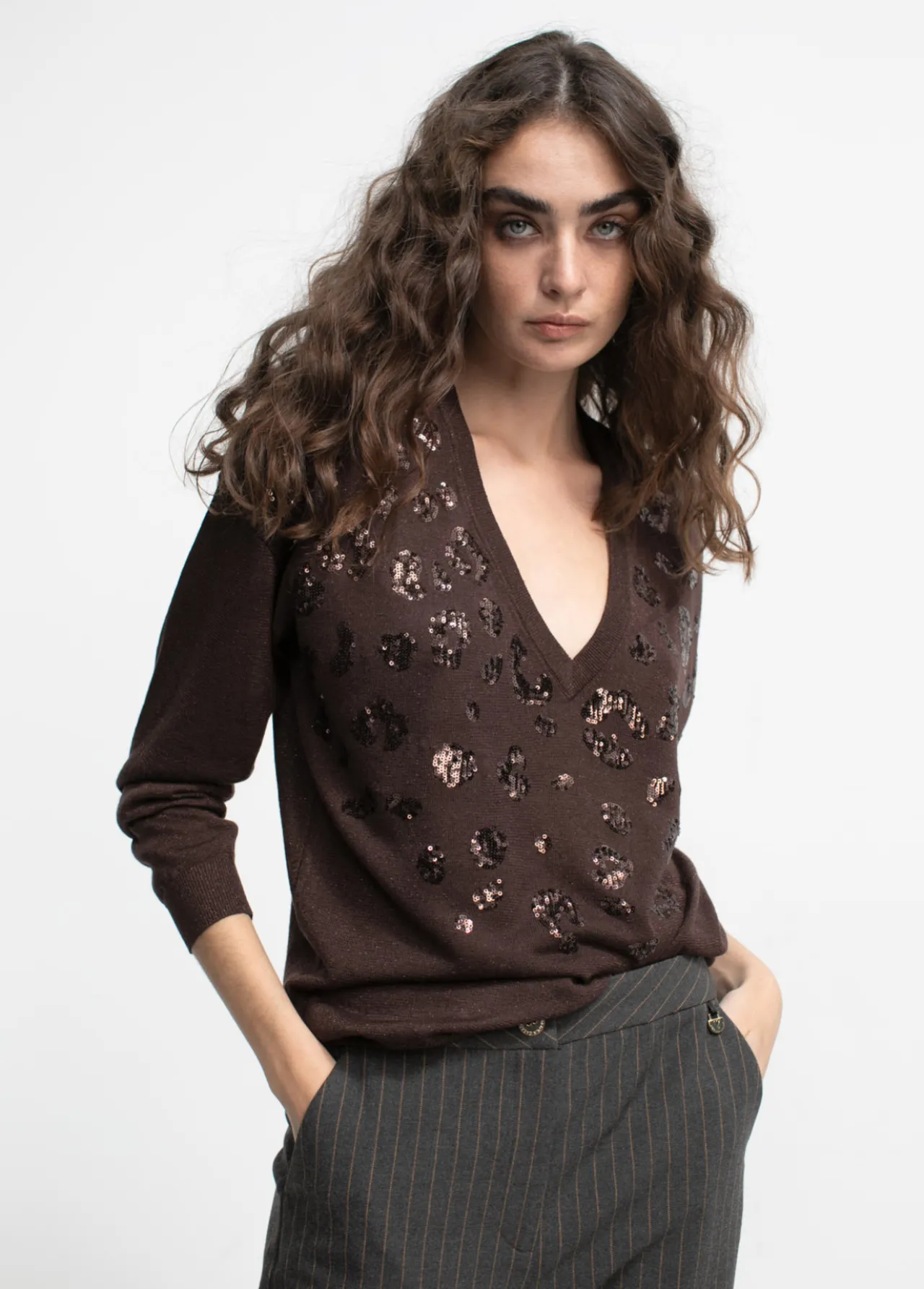 jersey_detalle_lentejuelas_0.webp Lola Casademunt Punto<Jersey detalle lentejuelas COBRE