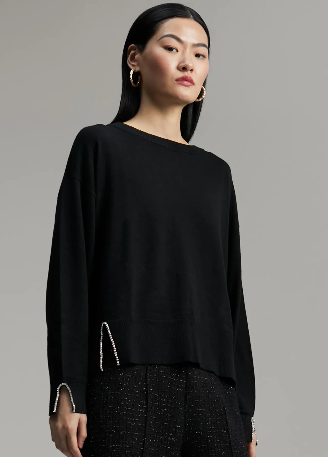 jersey_detalles_joya_1.webp Lola Casademunt Punto<Jersey detalles joya NEGRO
