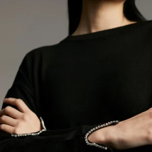 Lola Casademunt Punto<Jersey detalles joya NEGRO