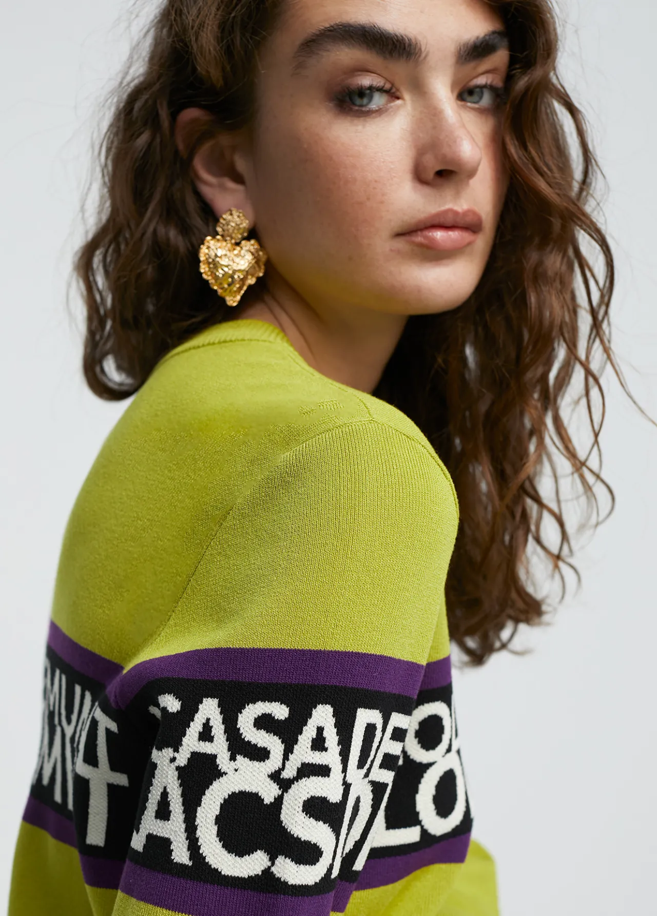 jersey_punto_logo_3-1.webp Lola Casademunt Punto<Jersey punto logo VERDE-NEGRO