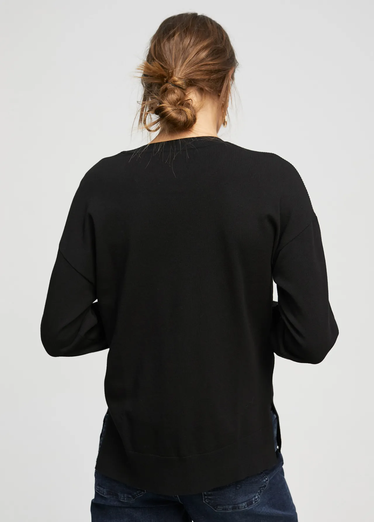 jersey_punto_logo_strass_6-1.webp Lola Casademunt Punto | Sudaderas<Jersey punto logo strass KAKI