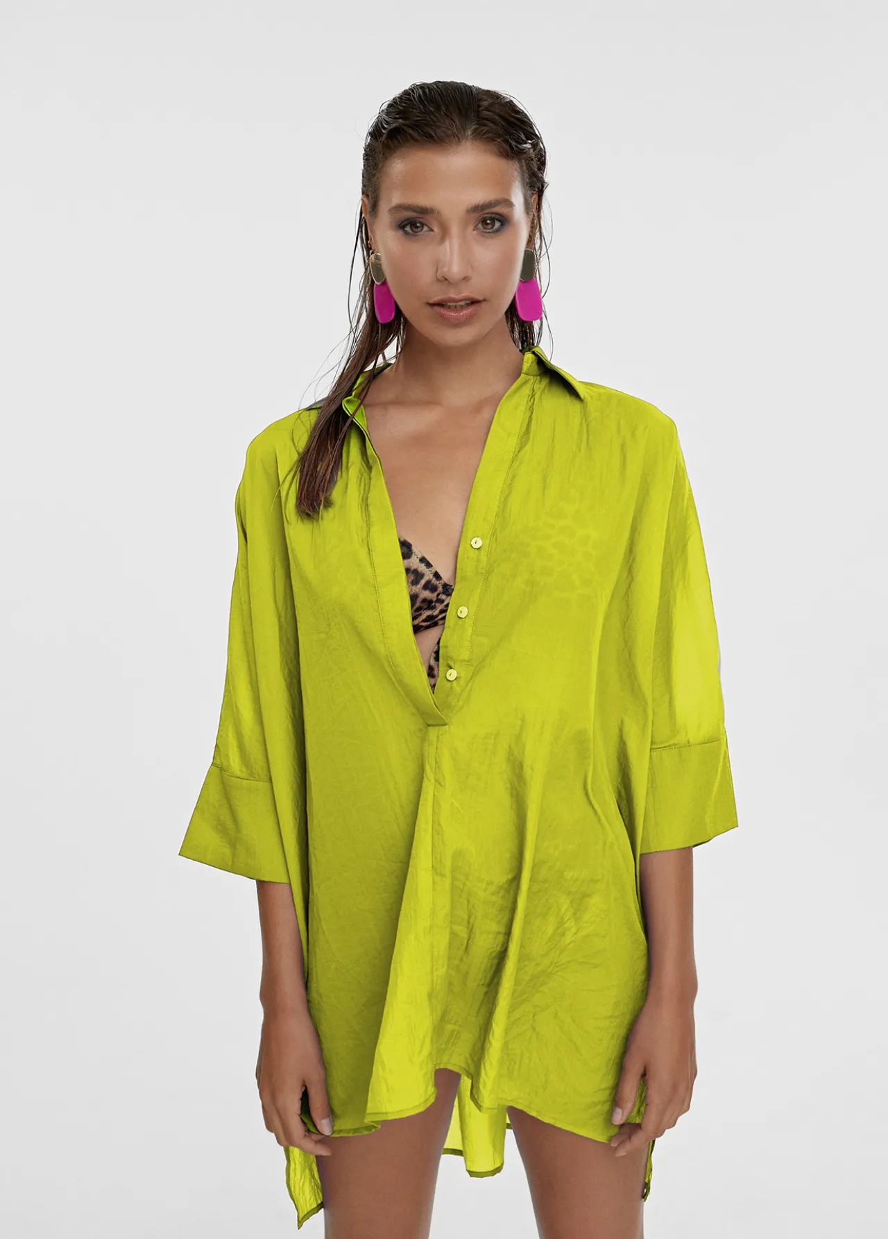kaftan_corto_kimono_3-1.webp Lola Casademunt Camisas Y Blusas<Kaftan corto kimono FUCSIA