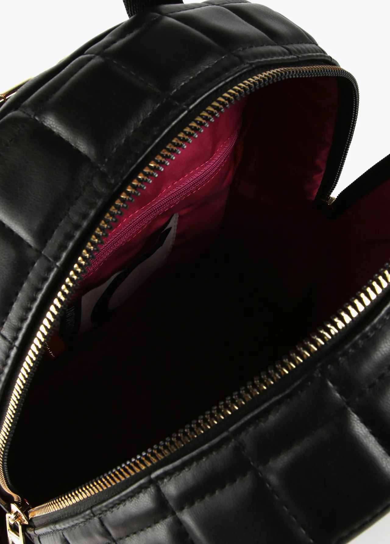 mochila_acolchada_de_cuadros_3.webp Lola Casademunt Bolsos Grandes | Mochilas Y Riñoneras<Mochila acolchada de cuadros NEGRO
