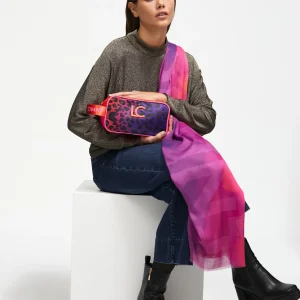 Lola Casademunt Otros Complementos | Bolsos De Mano Y Neceseres<Neceser animal print multicolor ROJO-LILA