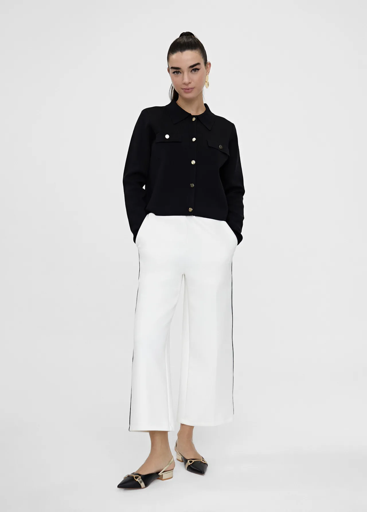 pantaln_blanco_con_vivo_0.webp Lola Casademunt Pantalones<Pantalón blanco con vivo CRUDO