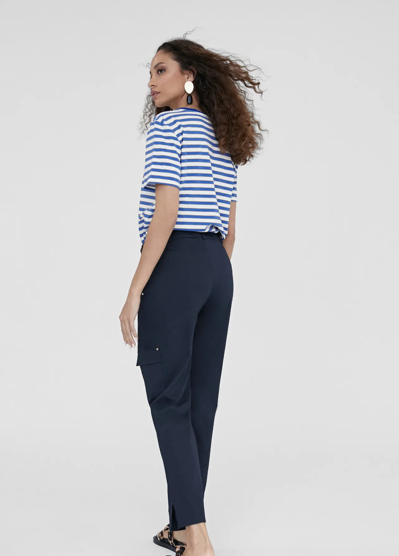 pantaln_con_bolsillos_1.webp Lola Casademunt Pantalones<Pantalón con bolsillos NEGRO