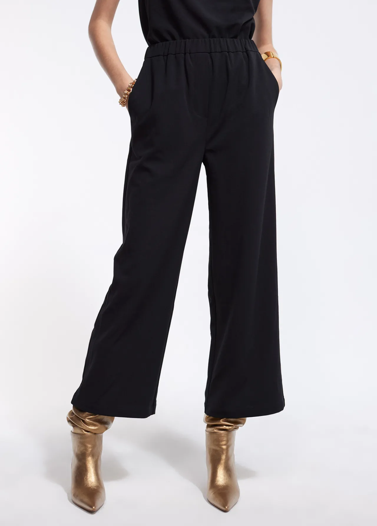 pantaln_culote_4.webp Lola Casademunt Pantalones<Pantalón culote NEGRO