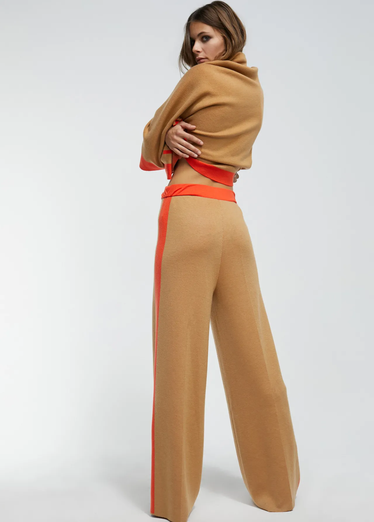 pantaln_de_punto_2-2.webp Lola Casademunt Punto | Pantalones<Pantalón de punto MARRON-NARANJA