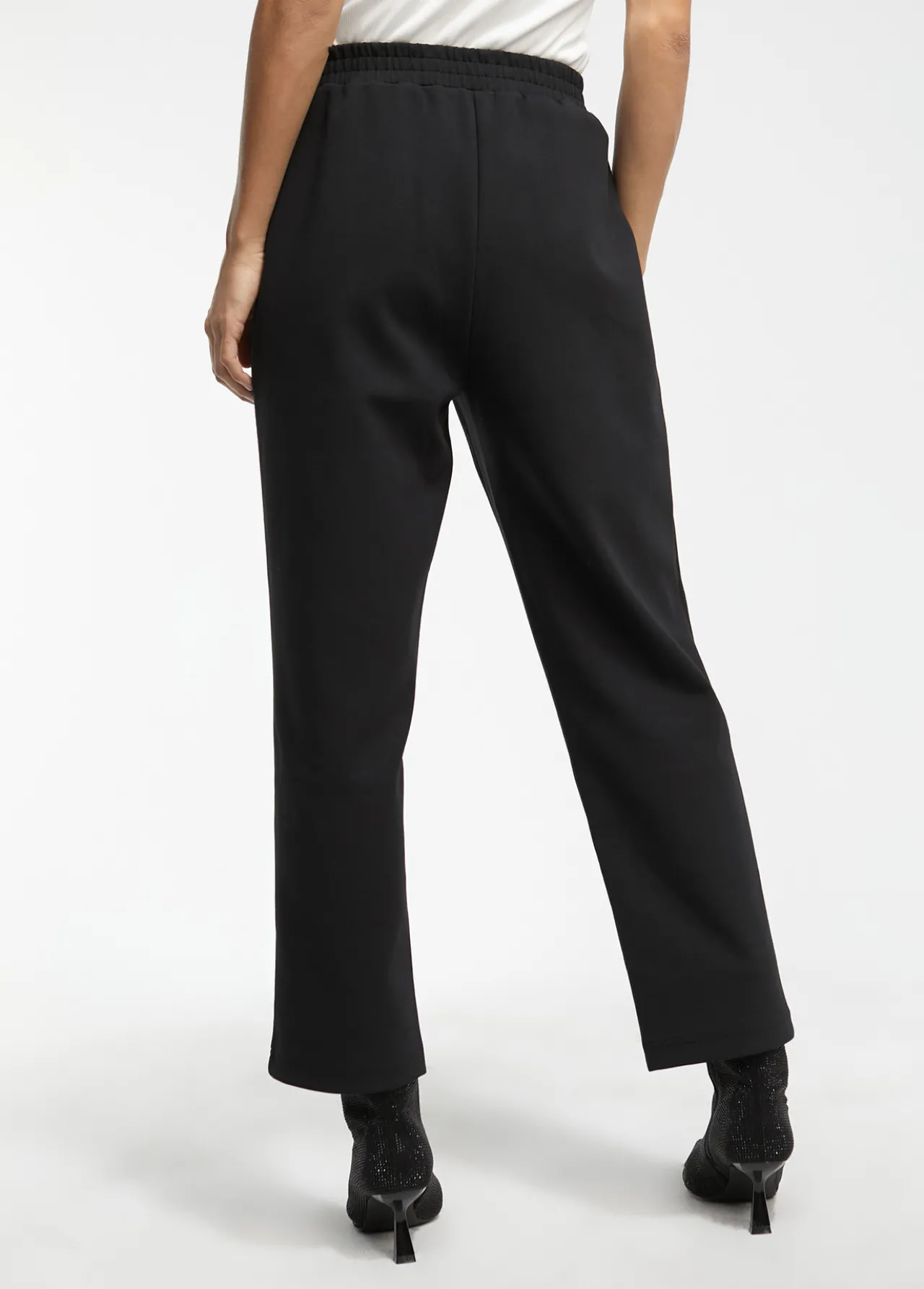 pantaln_de_punto_recto__lola_casademunt_5.webp Lola Casademunt Pantalones<Pantalón de punto recto - Lola Casademunt NEGRO